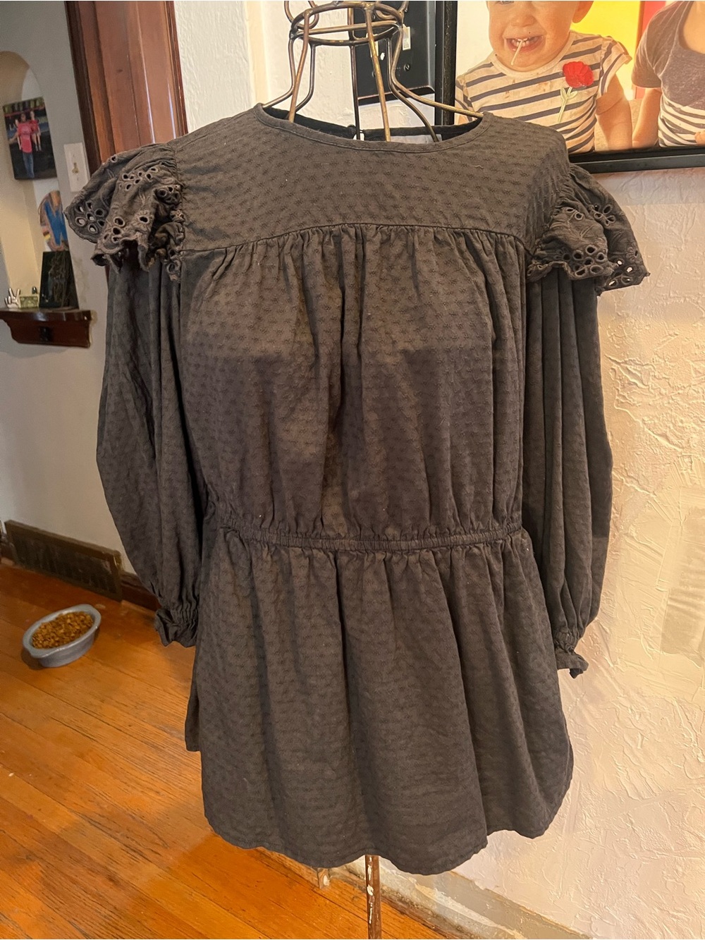 Universal Thread Black Eyelet Sleeve Peasant Tunic